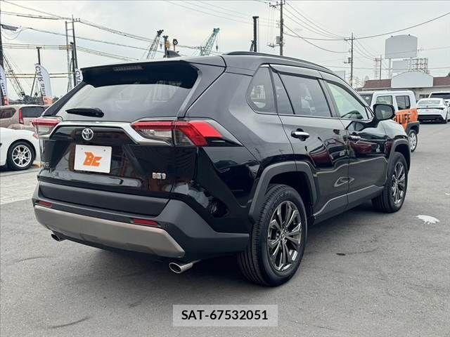 Toyota RAV4 2023-06 7224164-14