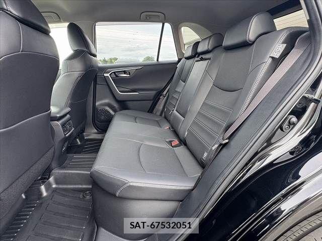 Toyota RAV4 2023-06 7224164-17