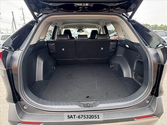 Toyota RAV4 2023-06 7224164-18