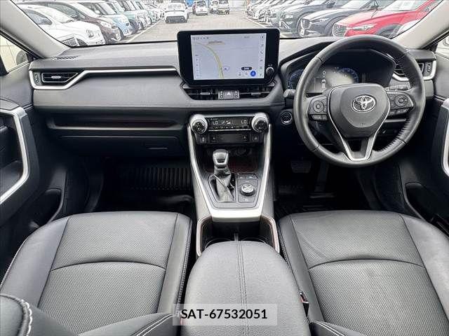 Toyota RAV4 2023-06 7224164-1