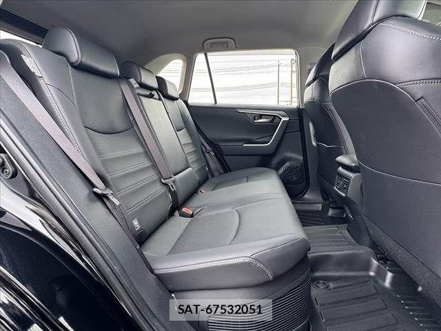 Toyota RAV4 2023-06 7224164-19