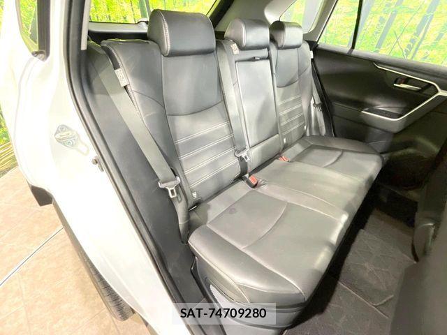 Toyota RAV4 2023-01 7224159-8