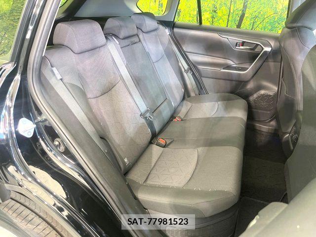 Toyota RAV4 2021-06 7224151-8