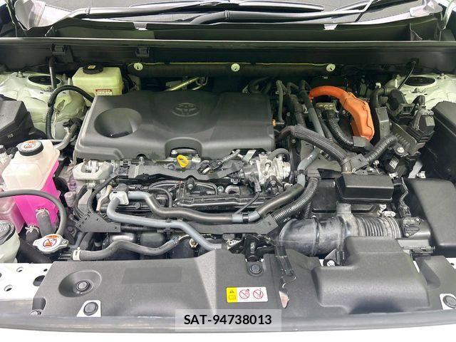 Toyota RAV4 2023-01 7215782-17