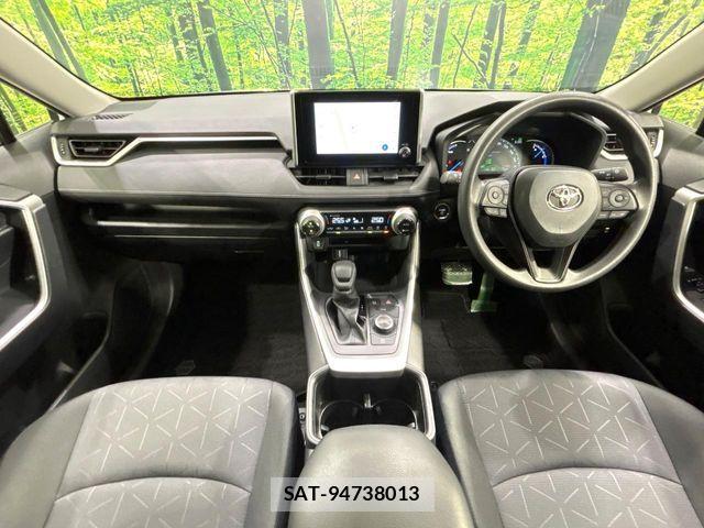 Toyota RAV4 2023-01 7215782-1