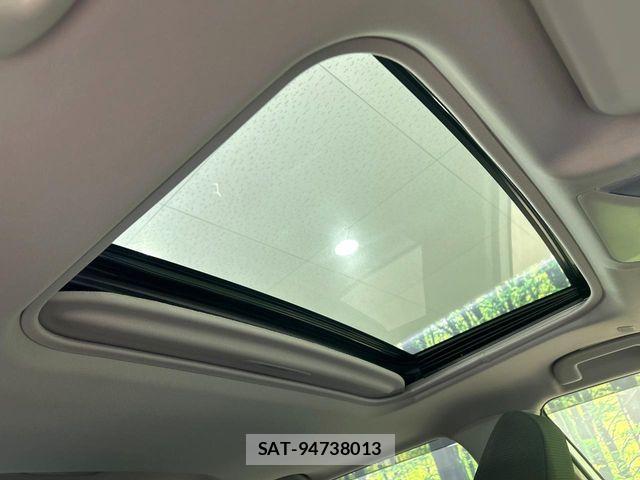 Toyota RAV4 2023-01 7215782-2