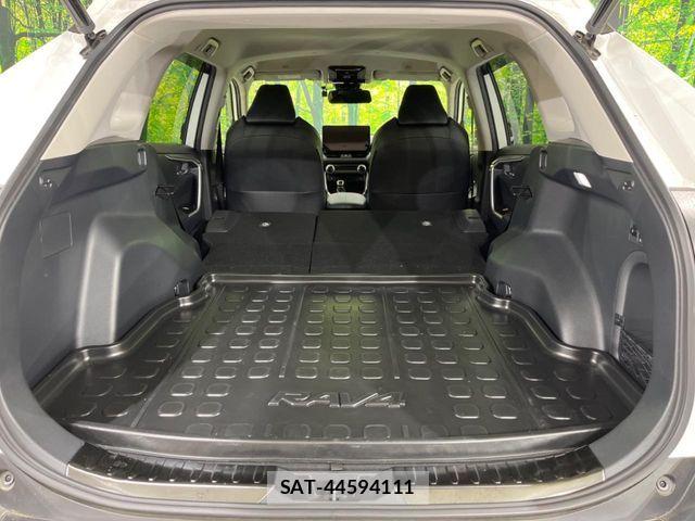 Toyota RAV4 2023-04 7224162-9