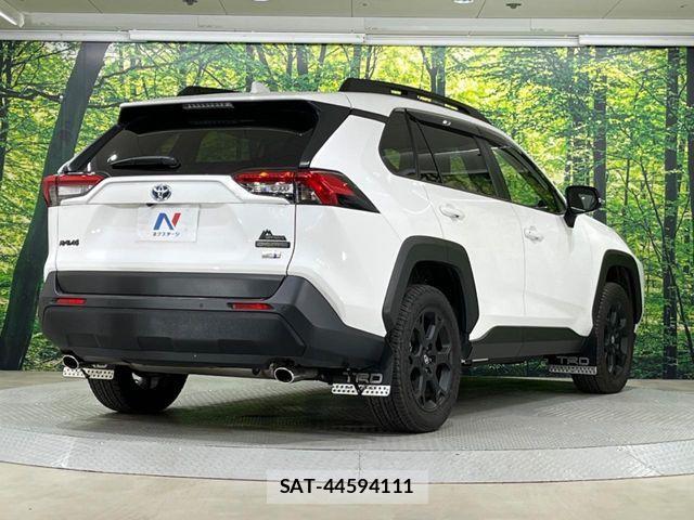 Toyota RAV4 2023-04 7224162-16