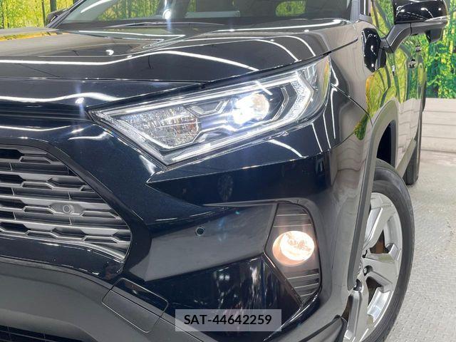 Toyota RAV4 2020-02 7252110-11