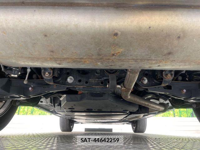 Toyota RAV4 2020-02 7252110-18