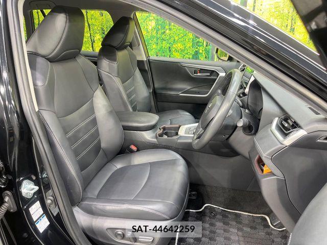 Toyota RAV4 2020-02 7252110-7