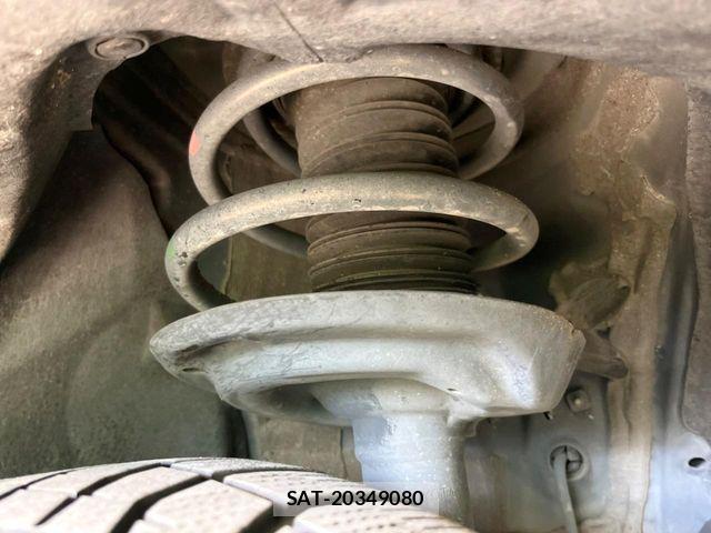 Toyota RAV4 2020-01 7252112-19