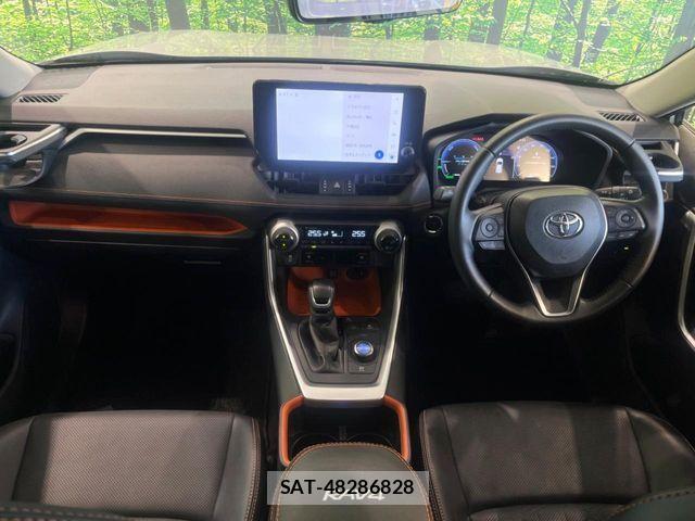 Toyota RAV4 2023-07 7252111-1