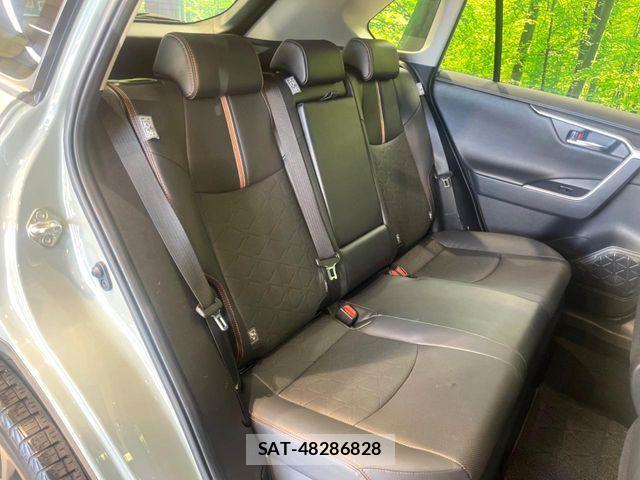 Toyota RAV4 2023-07 7252111-8