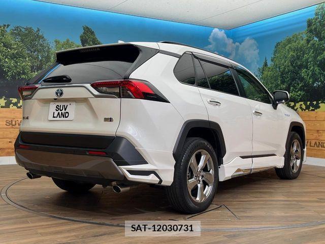 Toyota RAV4 2019-08 7252106-17