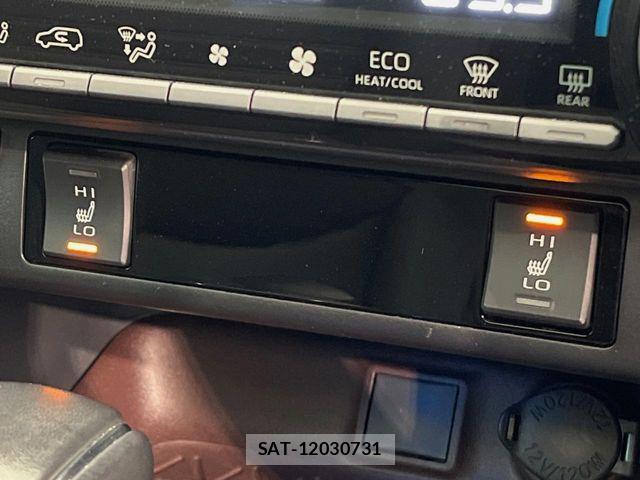 Toyota RAV4 2019-08 7252106-7