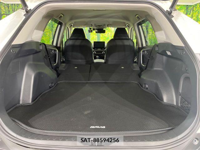 Toyota RAV4 2019-11 7252108-9