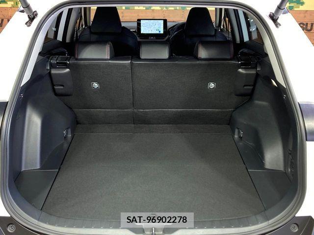 Toyota RAV4 2025-02 7252104-10