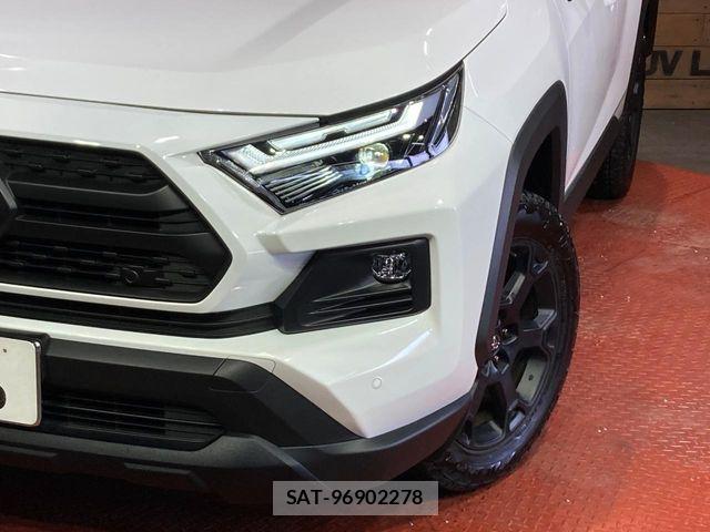 Toyota RAV4 2025-02 7252104-11