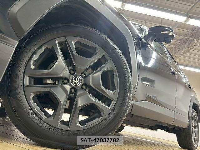 Toyota RAV4 2023-02 7252107-12