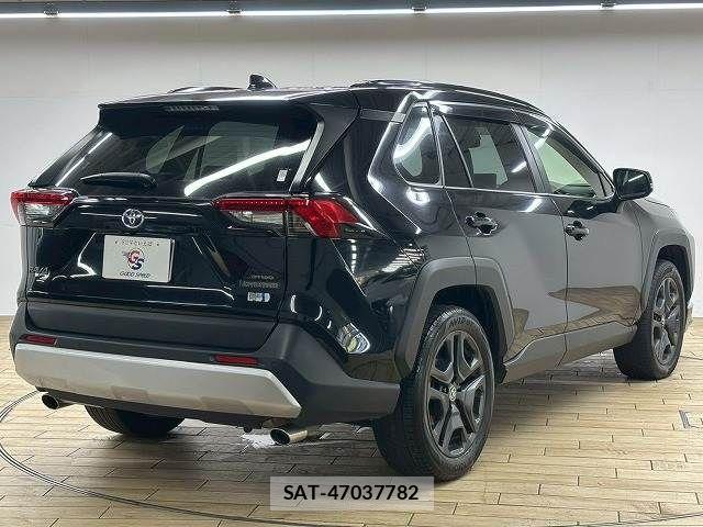 Toyota RAV4 2023-02 7252107-15