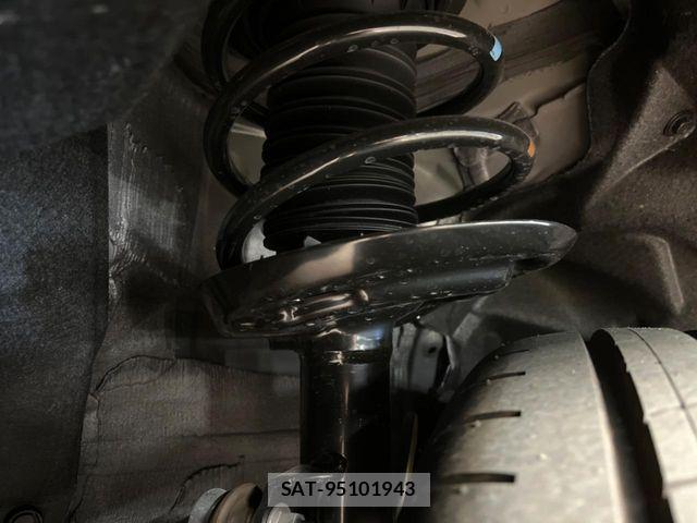 Toyota RAV4 2026-04 7272811-19