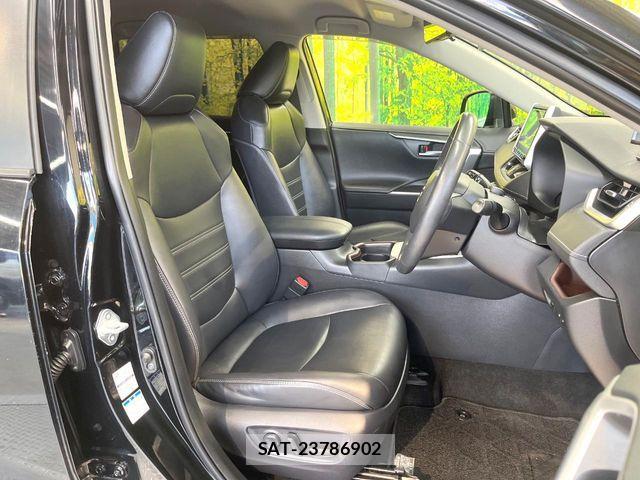 Toyota RAV4 2019-04 7272812-7