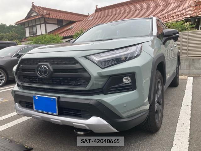 Toyota RAV4 2025-06 7272813-0