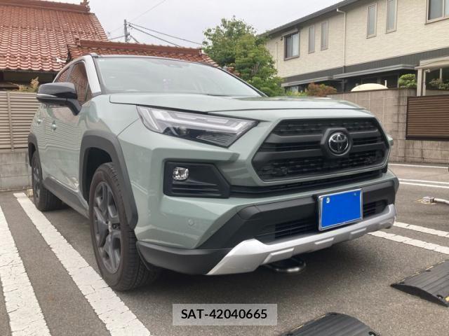 Toyota RAV4 2025-06 7272813-1