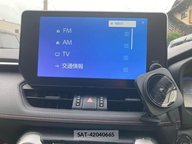 Toyota RAV4 2025-06 7272813-24