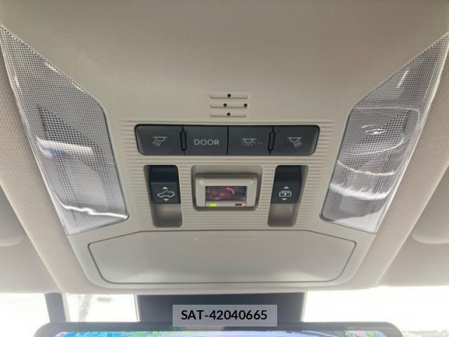 Toyota RAV4 2025-06 7272813-27