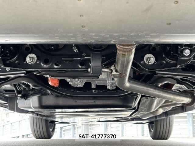 Toyota RAV4 2026-05 7272620-27
