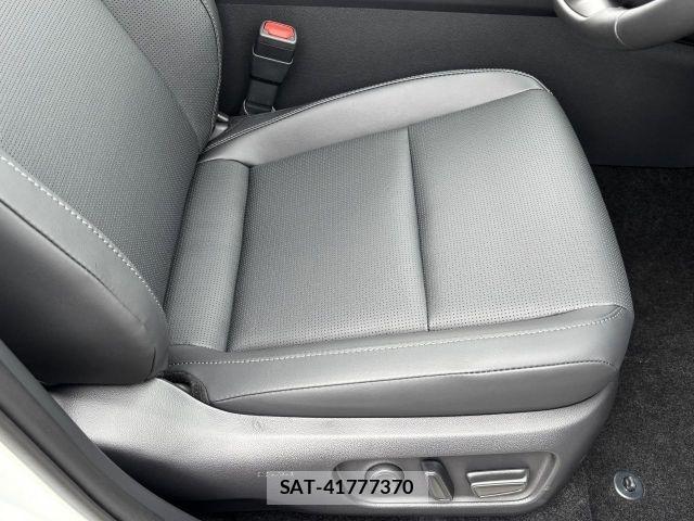 Toyota RAV4 2026-05 7272620-5