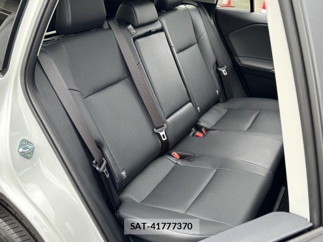 Toyota RAV4 2026-05 7272620-6