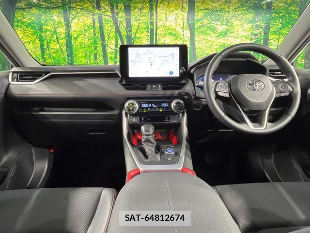 Toyota RAV4 2023-02 7329689-1