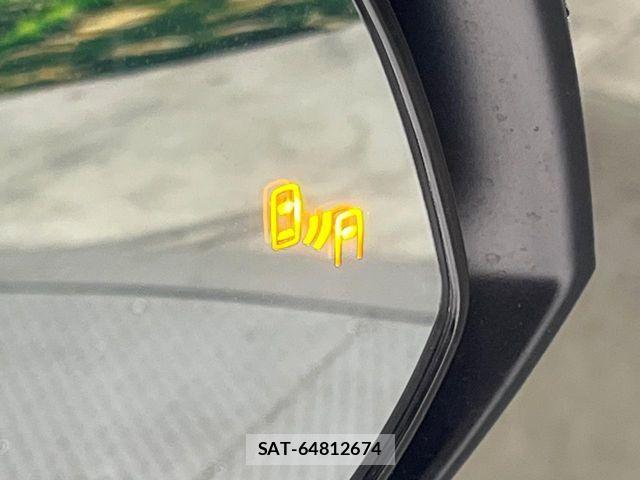 Toyota RAV4 2023-02 7329689-4