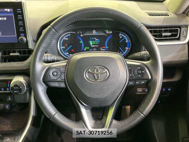 Toyota RAV4 2021-09 7329693-10