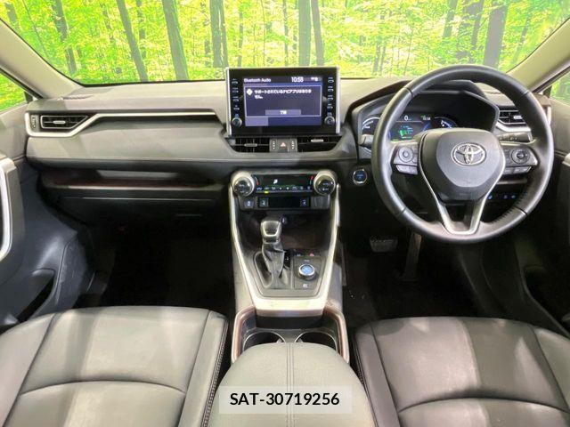 Toyota RAV4 2021-09 7329693-1