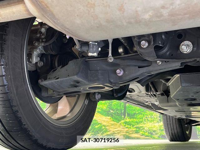 Toyota RAV4 2021-09 7329693-19