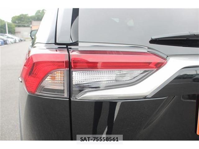 Toyota RAV4 2019-05 7329694-17