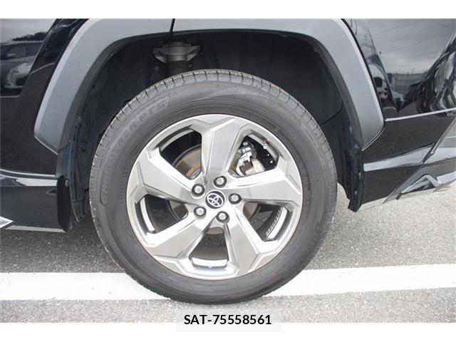 Toyota RAV4 2019-05 7329694-22