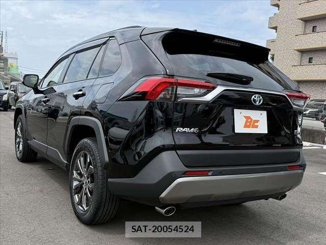 Toyota RAV4 2024-11 7329690-12
