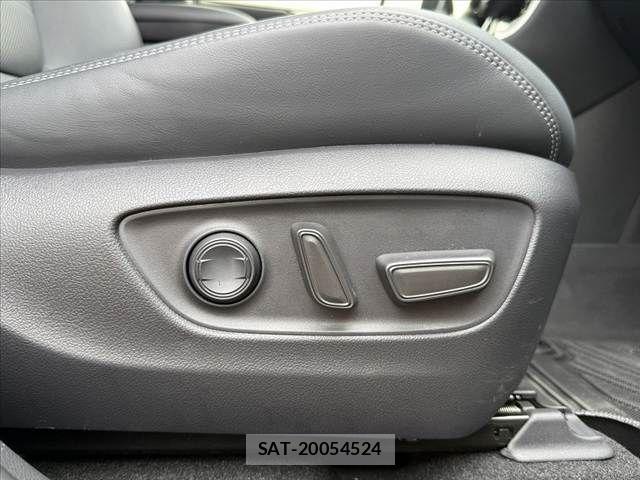 Toyota RAV4 2024-11 7329690-6