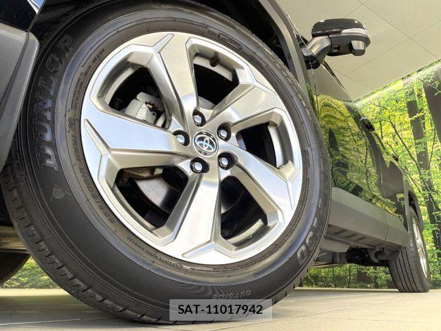 Toyota RAV4 2019-11 7329692-12