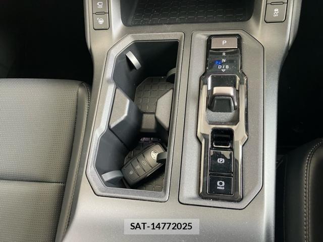 Toyota RAV4 2026-03 7329685-22