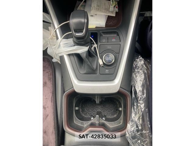 Toyota RAV4 2024-07 7329688-23