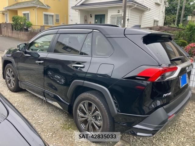 Toyota RAV4 2024-07 7329688-2