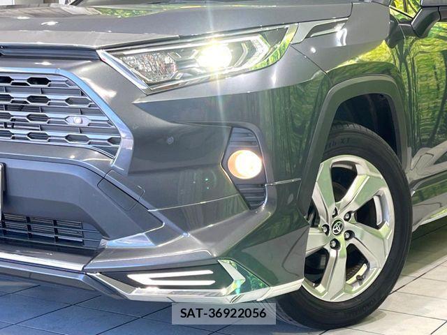 Toyota RAV4 2020-12 7359576-11
