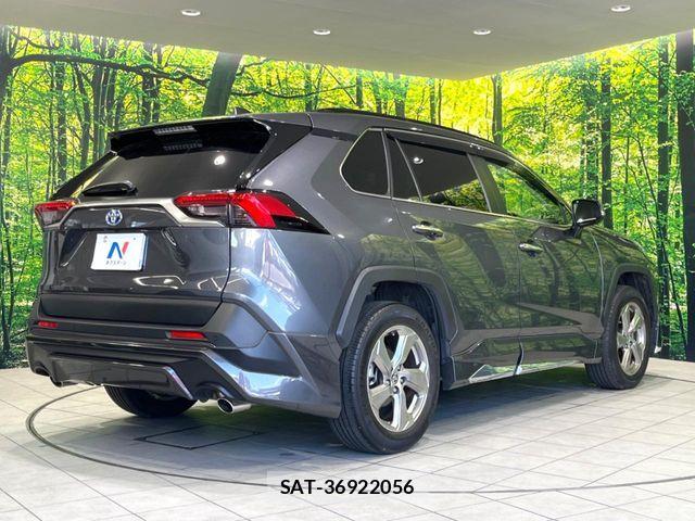 Toyota RAV4 2020-12 7359576-16
