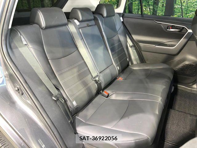 Toyota RAV4 2020-12 7359576-8